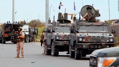 米軍基地とイタリア軍用車列に襲撃　ソマリア