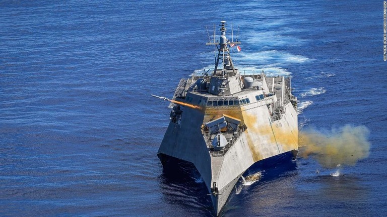 米軍、グアム沖で新型対艦巡航ミサイルを試射　中国けん制