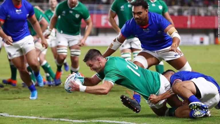 アイルランドがサモアに勝利し、決勝トーナメントへの進出を決めた/Michael Steele/Getty Images AsiaPac/Getty Images