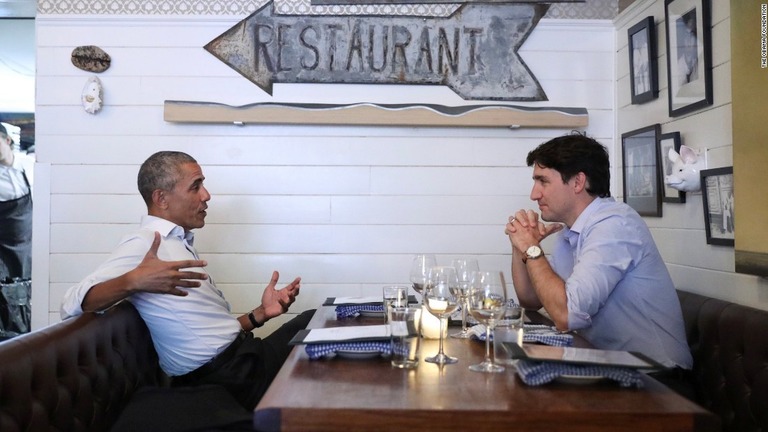 米国のオバマ前大統領（左）が、カナダのトルドー首相の再選支持を表明/The Obama Foundation 