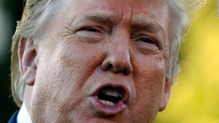 米民主党指導部との会合中、トランプ氏が「激高」したという/Jacquelyn Martin/AP