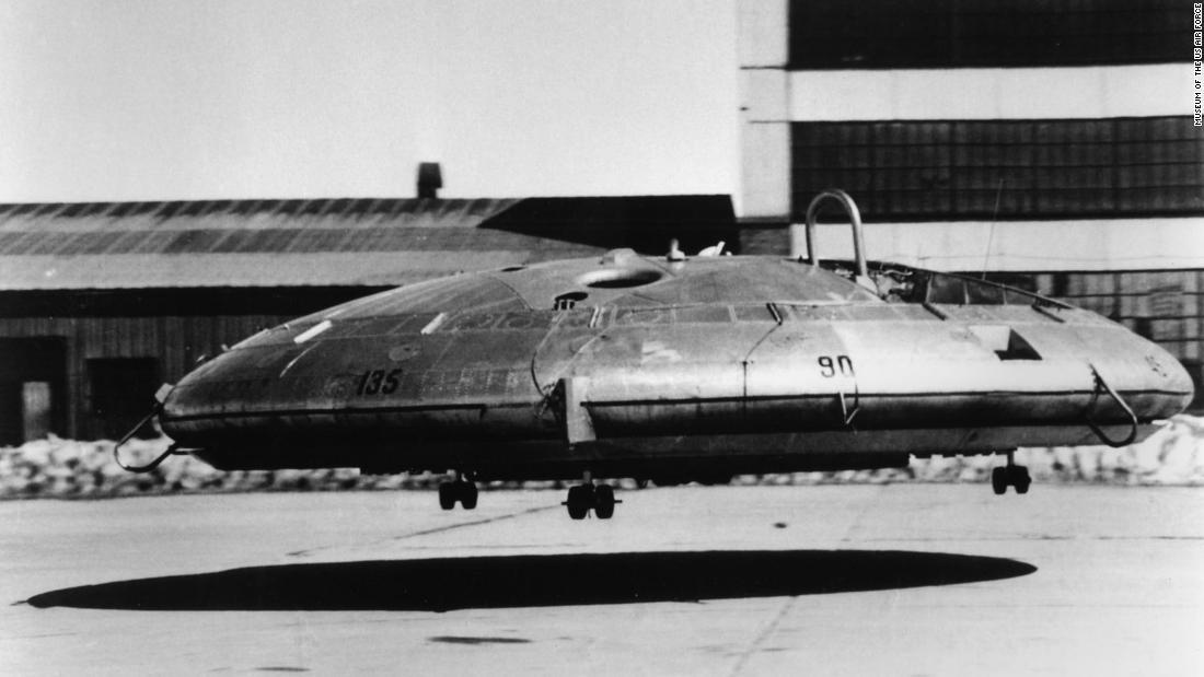 １９５０年代に開発されたＵＦＯ型の航空機/Museum of the US Air Force