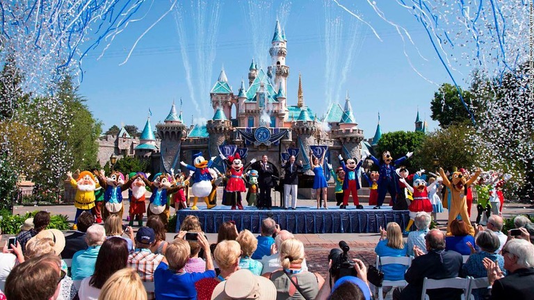 米加州のディズニーランドを、はしかにかかった患者が訪れていたという/Paul Hiffmeyer/Disneyland Resort via Getty Images