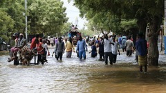 町の８５％が水没、２０万人が避難　ＮＧＯが緊急支援呼びかけ　ソマリア