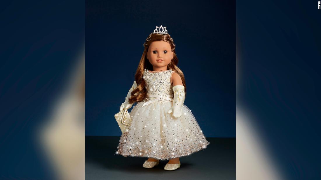 豊富な商品から 191104104350-american-girl- その他