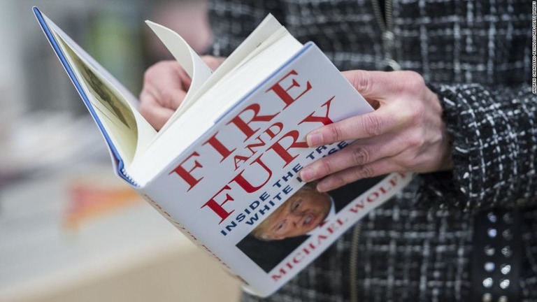 トランプ米大統領を批判した内容の書籍などが「行方不明」になる出来事が起きている/ANDREW CABALLERO-REYNOLDS/AFP/Getty Images
