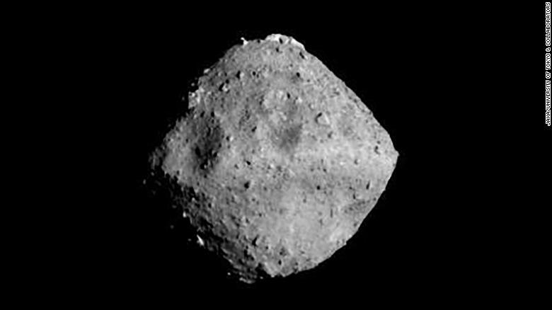 はやぶさ2が撮影したリュウグウの画像/JAXA/University of Tokyo & Collaborators
