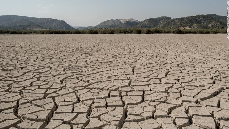 rich-spain-drought-super-169.jpg