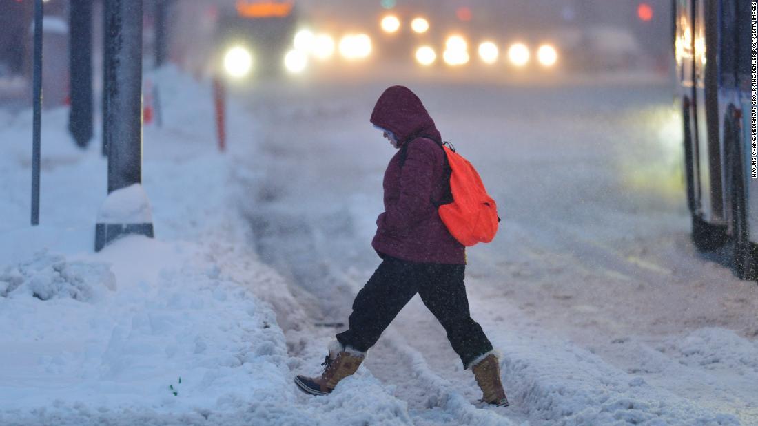 デンバー都市圏が大雪に見舞われた/Hyoung Chang/MediaNews Group/The/Denver Post/Getty Images