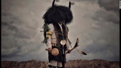 米ニューメキシコ州の先住民プエブロ族が踊りの儀式で使用するバッファローのマスク