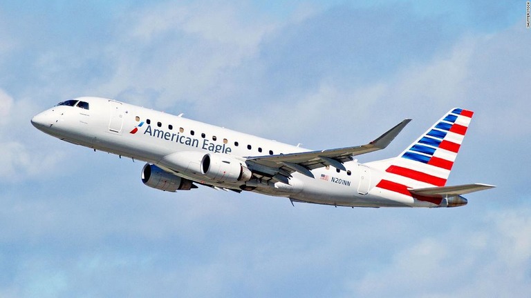 アメリカン・イーグル機の乗客が仮病を使ったために、同機は出発地に引き返した/Shutterstock