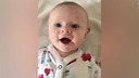 初めての補聴器に大喜び、赤ちゃんの動画が話題に　英