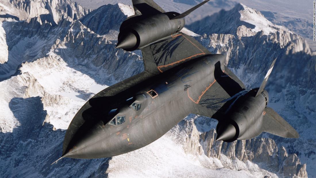 Cnn Co Jp 米偵察機 ｓｒ ７１ブラックバード かつても今も世界最速