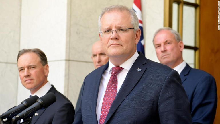 オーストラリアのモリソン首相。休暇に出かけたことについて、国内に不安を引き起こしたことは認識していると述べた/Tracey Nearmy/Getty Images AsiaPac