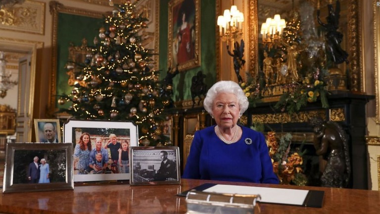 英エリザベス女王によるクリスマスメッセージが放送される/PA 