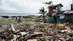 クリスマスに台風２９号直撃、１６人死亡　フィリピン