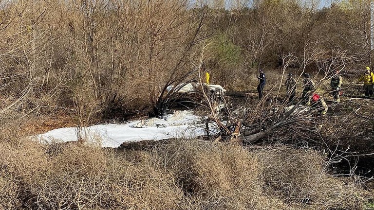 米カリフォルニア州南部の空港で小型機が墜落。４人が死亡した/Corona Fire Dept/Corona Fire Dept