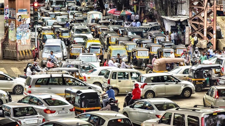 インド・ムンバイの交通渋滞/Shutterstock