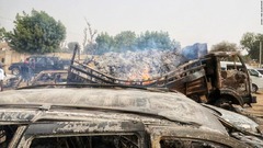 武装集団が車両に放火、妊婦や乳児含む３０人死亡　ナイジェリア