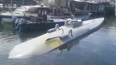 自家製潜水艦から５トン超の麻薬、当局が押収　パナマ