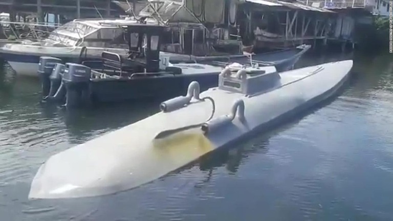 潜水艦に５トン以上の麻薬が積まれていた/Panama Ministry of Public Security