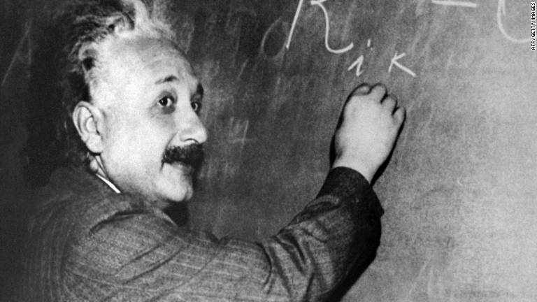 アインシュタインの特殊相対性理論と一般相対性理論は、マレット氏の研究に多大なインスピレーションを与えた/AFP/Getty Images