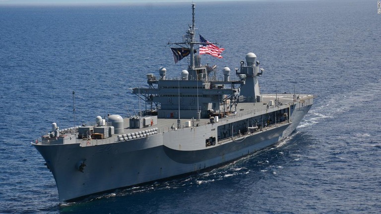 米海軍第６艦隊が欧州内に寄港した艦船に対し、自主的な隔離措置を実施している/U.S. Navy