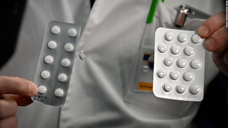 新型コロナへの治療効果が期待される抗マラリア薬を服用した米国の男性が死亡した/Gerard Julien/AFP/Getty Images