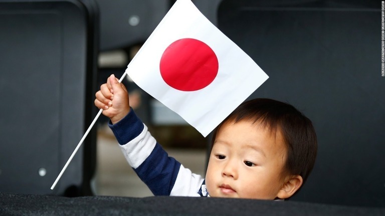 日本政府は、日本人の名前の表記を「Ａｂｅ　Ｓｈｉｎｚｏ」など「姓・名」の順にするよう求めている/Laurence Griffiths/Getty Images Europe/Getty Images