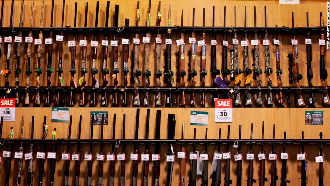 Cnn Co Jp 米国の銃販売店 不可欠 と認定 新型コロナでも営業継続