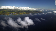 米ハワイへの旅行客、９８％の減少　新型コロナで自己隔離の実施後