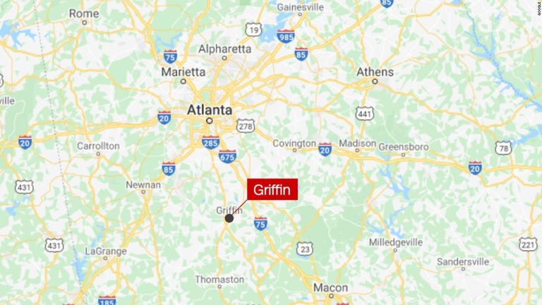 米ジョージア州グリフィンで、５歳児が森で見つけた銃を１２歳の兄に向け誤射/Google