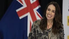 ＮＺ首相、「週４日勤務制」提案　観光再興支援へ