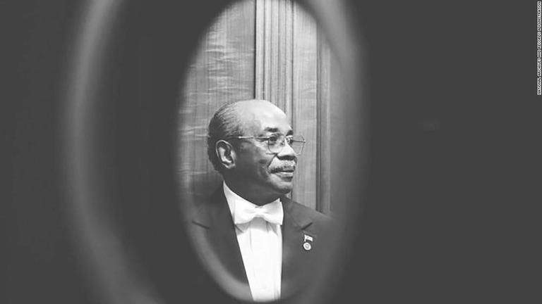 １１人の大統領に仕えたホワイトハウスの元執事が新型コロナにより死亡した/National Archives and Records Administration