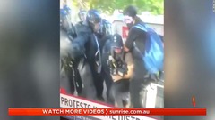 米首都の警官が特派員に暴行か、オーストラリアが調査要求