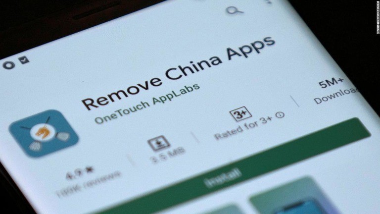 グーグルが中国製アプリのボイコットを支援するアプリを排除した/Danish Siddiqui/Reuters