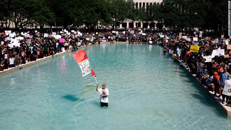 ＝６月２日、テキサス州ヒューストン/Mark Felix/AFP/Getty Images