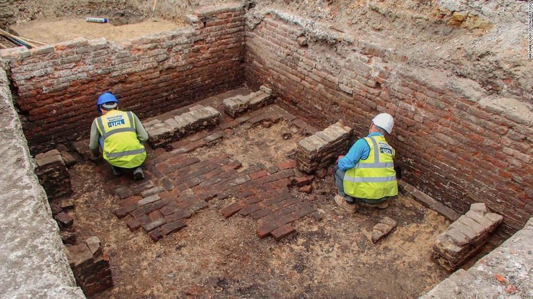 １６世紀の劇場「レッド・ライオン」の跡とみられる構造物がロンドン東部で見つかった/Archaeology South-East/UCL