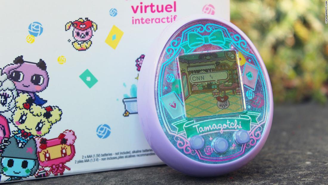 人気沸騰】 たまごっちみーつ 海外版 tamagotchi ON ワンダーガーデン