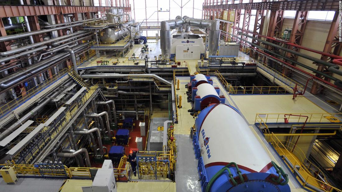 コラ原発のエンジン室の内部。ロシアの原発企業は、同発電所で事故は起きていないとしている/Lev Fedoseyev/TASS/Getty Images
