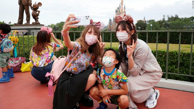 Cnn Co Jp 東京ディズニーランドとディズニーシー ４カ月ぶり再開