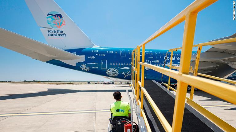 ハイフライはシンガポール航空からA380-800型機を引き継ぎ、元の内装や471座席の配置はそのままに運航していた/Courtesy Hi Fly