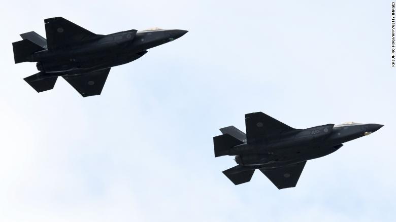 米ロッキード・マーチン製の最新鋭ステルス戦闘機Ｆ３５/KAZUHIRO NOGI/AFP/Getty Images