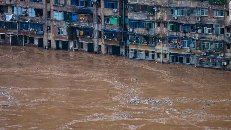 中国南西部の重慶にある住宅地＝１日/Chen Xingyu/Xinhua/AP