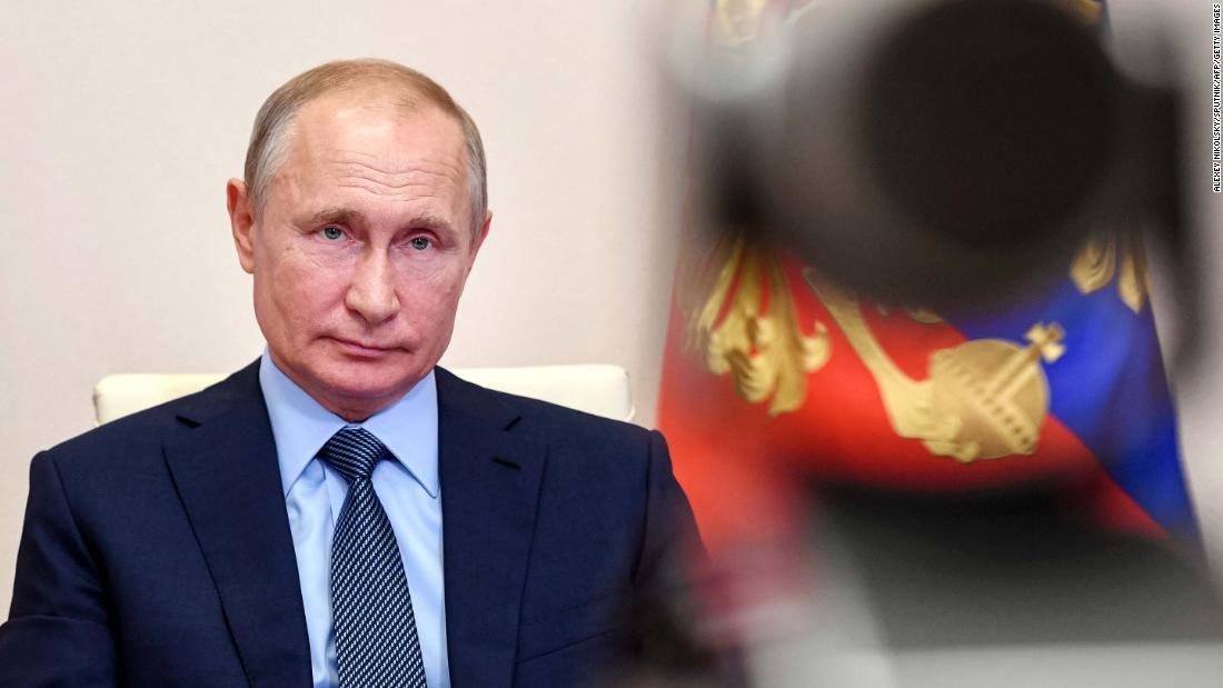 ロシアのプーチン大統領。新型コロナのワクチン接種を同氏が受けたとの報道を同国政府は否定/ALEXEY NIKOLSKY/SPUTNIK/AFP/Getty Images
