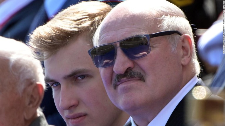 自分を殺さない限り選挙のやり直しはないと述べたベラルーシのルカシェンコ大統領/Handout/Getty Images 