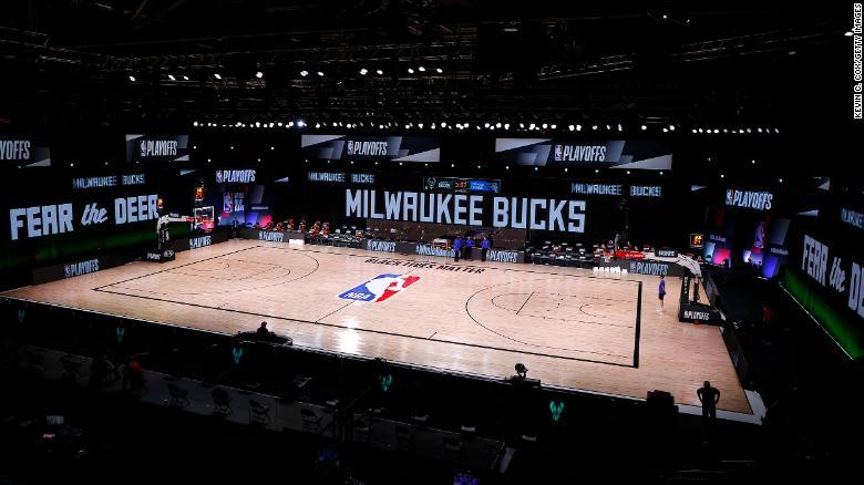 NBAの試合も黒人男性銃撃事件への抗議でボイコット/Kevin C. Cox/Getty Images
