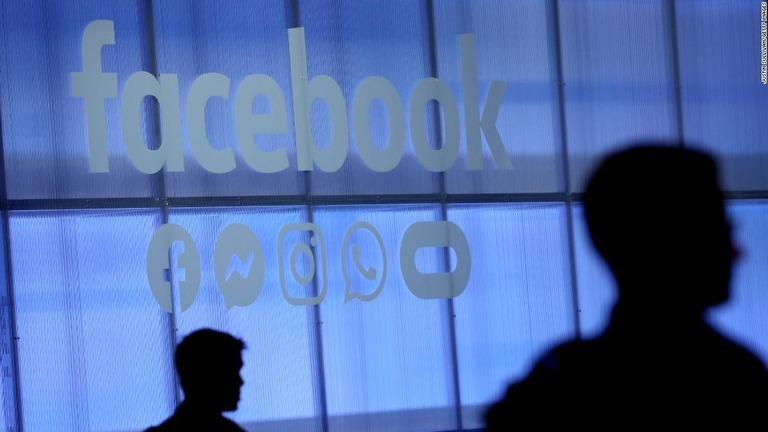 フェイスブックがオーストラリアの利用者に対して、ニュースを共有する投稿を禁止する可能性があると警告した/Justin Sullivan/Getty Images