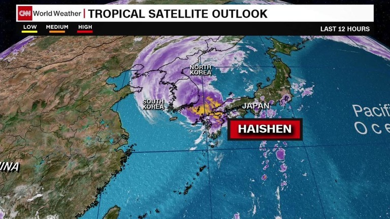 台風１０号（ハイシェン）が九州地方を襲った/CNN