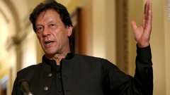 パキスタン首相「強姦犯は化学的去勢を」　最近の事件受け